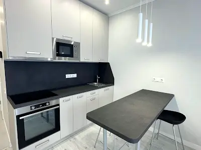 квартира за адресою Центральна вул., 21