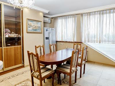 квартира за адресою Вадима Гетьмана вул., 1-Б