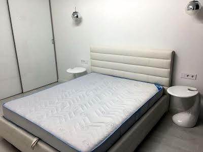 квартира по адресу Академика Заболотного ул., 15-Б