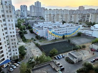 квартира за адресою Драгоманова вул., 31-Б