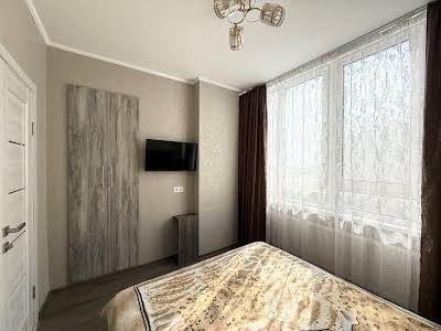 квартира за адресою Гранітна вул., 2