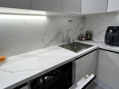 квартира за адресою Роксоляни вул., 151