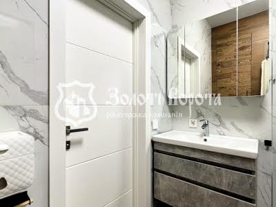 квартира за адресою Університетська вул., 17-А