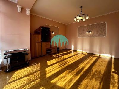квартира за адресою Чорновола вул., 107