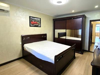 квартира за адресою Лазурна вул., 5 к11
