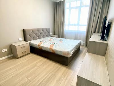 квартира за адресою Миколи Гулака вул., 4