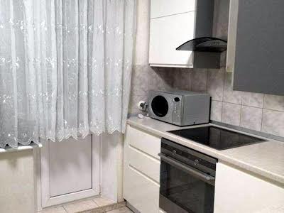квартира за адресою Хорольська вул., 3