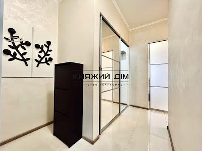 квартира по адресу Уинстона Черчилля ул. (Красноткацкая), 43