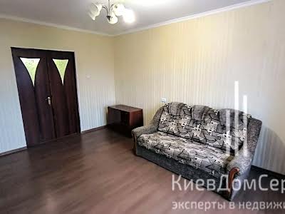 квартира за адресою Київ, Автозаводська вул., 71