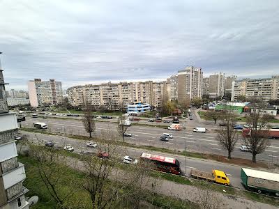 квартира за адресою Ревуцького вул., 29