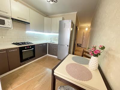 квартира за адресою Миру вул., 40