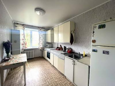 квартира по адресу Космонавтов ул., 142