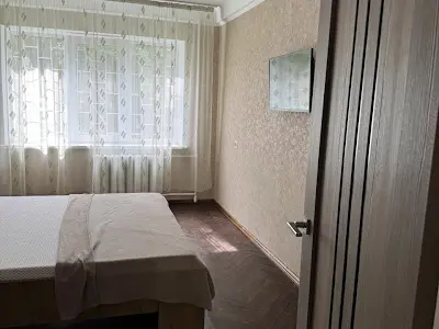 квартира за адресою Дарницький бульв., 15