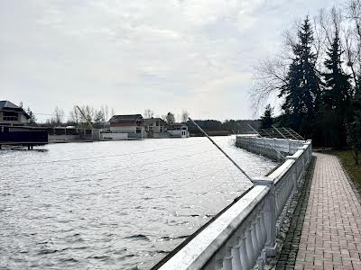 дом по адресу с. Таценки, Київська