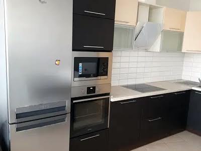 квартира за адресою Драгоманова вул., 4