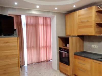квартира по адресу Вишнева ул., 25