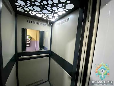 квартира за адресою Героїв пров., 32