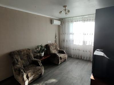 квартира по адресу Гвардейцев-Широнинцев ул., 113