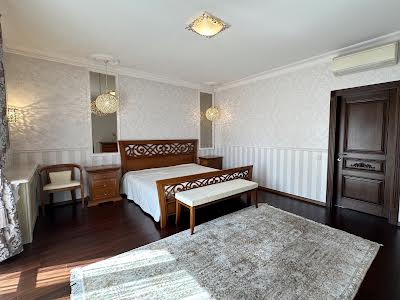 будинок за адресою Молодіжна, 24