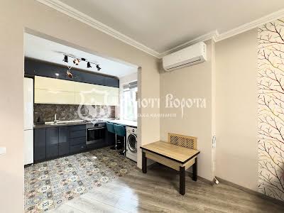 квартира за адресою Празька вул., 32