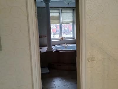будинок за адресою Богатирська вул., 30а