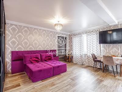 квартира за адресою Ірини Бекешкіної вул. (Генерала Карбишева), 18