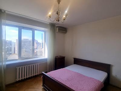 квартира за адресою Предславинська вул., 38