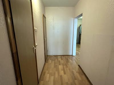 квартира за адресою Милославська вул., 47а