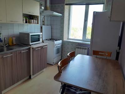 квартира за адресою Прирічна вул., 27-Г