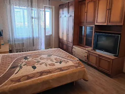 квартира за адресою Хорольська вул., 5