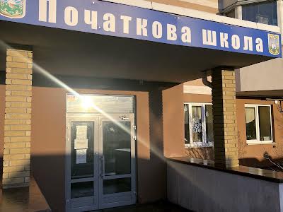 квартира за адресою Богдана Хмельницького вул., 1-В