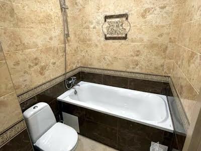 квартира за адресою Боголюбова вул., 33