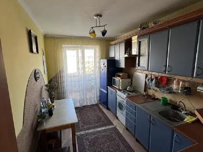 квартира за адресою Володимира Великого вул., 10