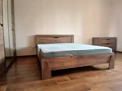 квартира за адресою Ревуцького вул., 54