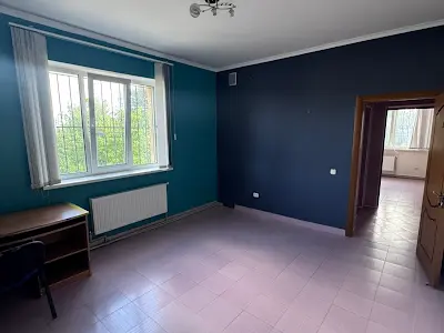 комерційна за адресою Львівське шосе, 20/1