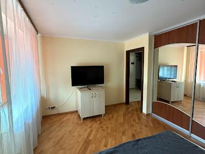 квартира за адресою Леоніда Перфецького вул., 22