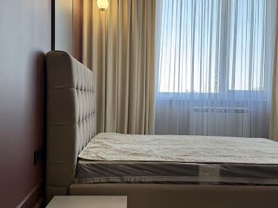 квартира за адресою Драгомирова, 14а