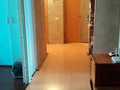 квартира за адресою Прирічна вул., 27-Г