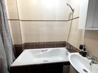 квартира за адресою Басейна вул., 17