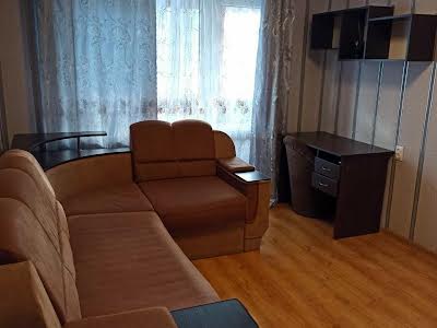квартира по адресу Полякова ул., 3-Б