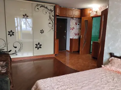 квартира за адресою Небесної Сотні просп. (Маршала Жукова), 32
