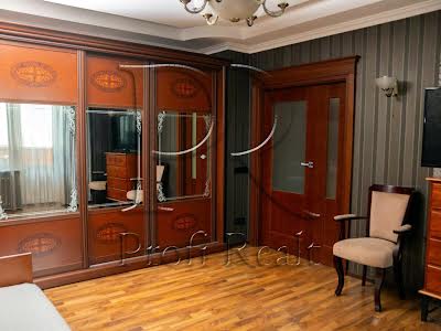 квартира по адресу Павла Тычины просп., 16/2