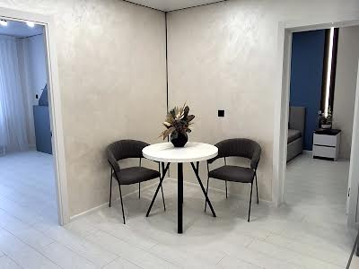 квартира за адресою Злуки просп., 7