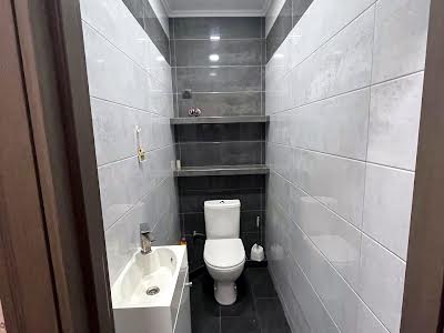 квартира за адресою Зелена вул., 115д