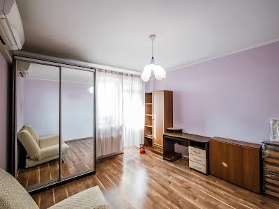 квартира по адресу Південна ул., 7