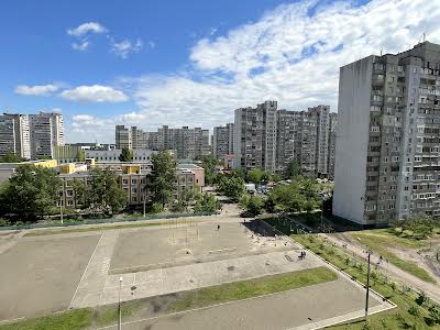 квартира по адресу Бажана Николая просп., 28В