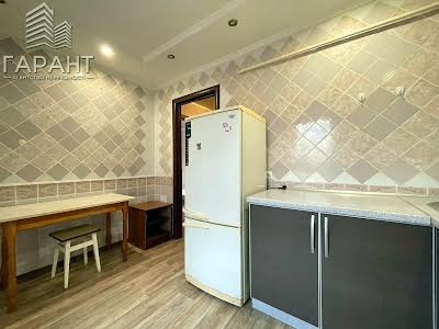 квартира за адресою Лихвинська Стінка вул. (Гамалія), 36/1