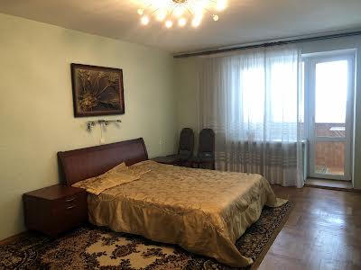 квартира за адресою Братів Зерових вул. (Червонопартизанська), 14-Б