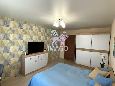 квартира за адресою Ревуцького вул., 54