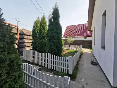 будинок за адресою Вишнева вул., 109